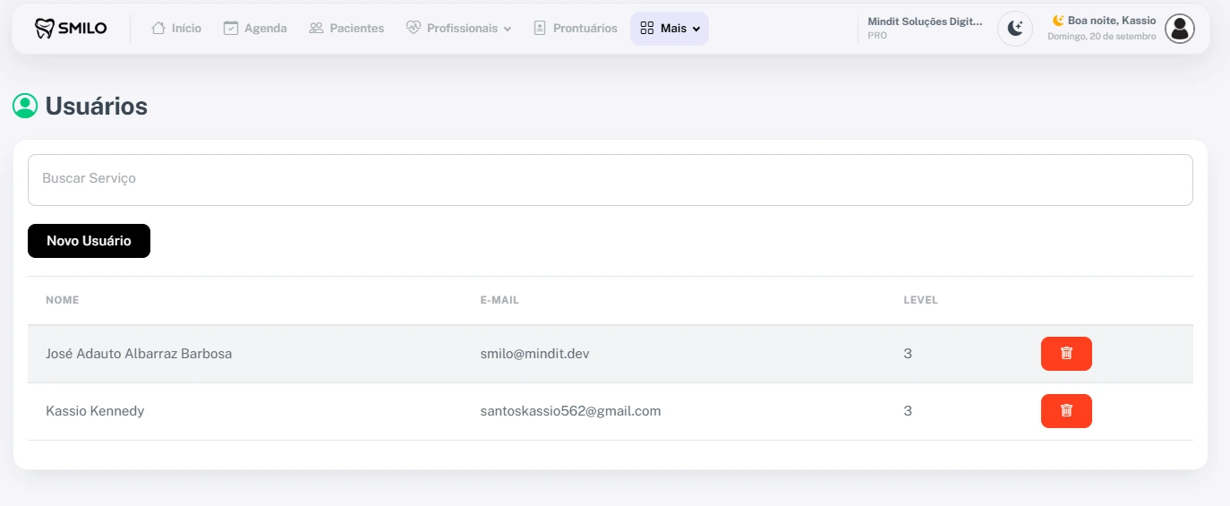 Administração de usuários e permissões no Smilo CRM